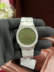 25H Diamond Bazel Swizz Quartz Men's Watch